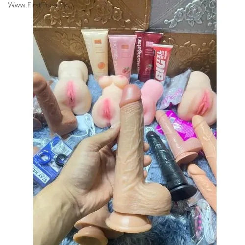 Sex Toy for Women 7 inch Realistic Silicone Dildo